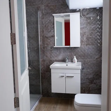 Peprina Apt 2 In Central Rabat شقة *